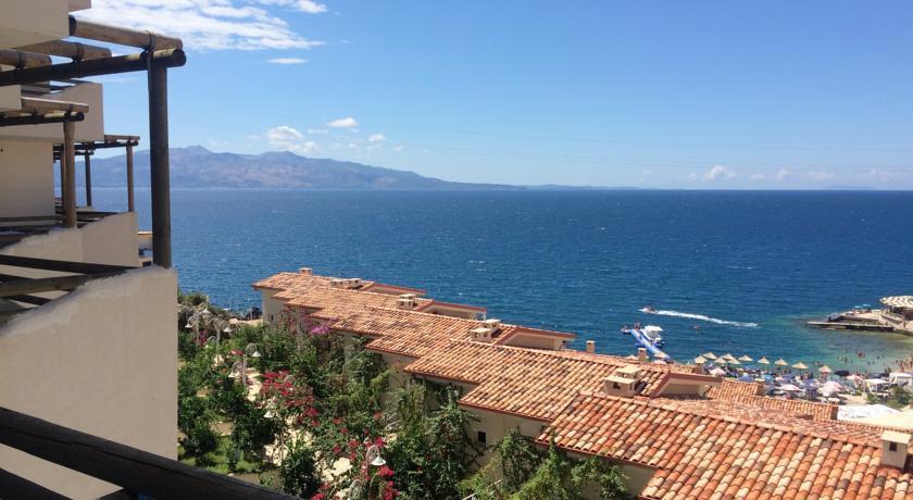 Sunny Bay Apartments Sarande Ngoại thất bức ảnh