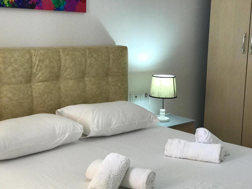 Sunny Bay Apartments Sarande Ngoại thất bức ảnh