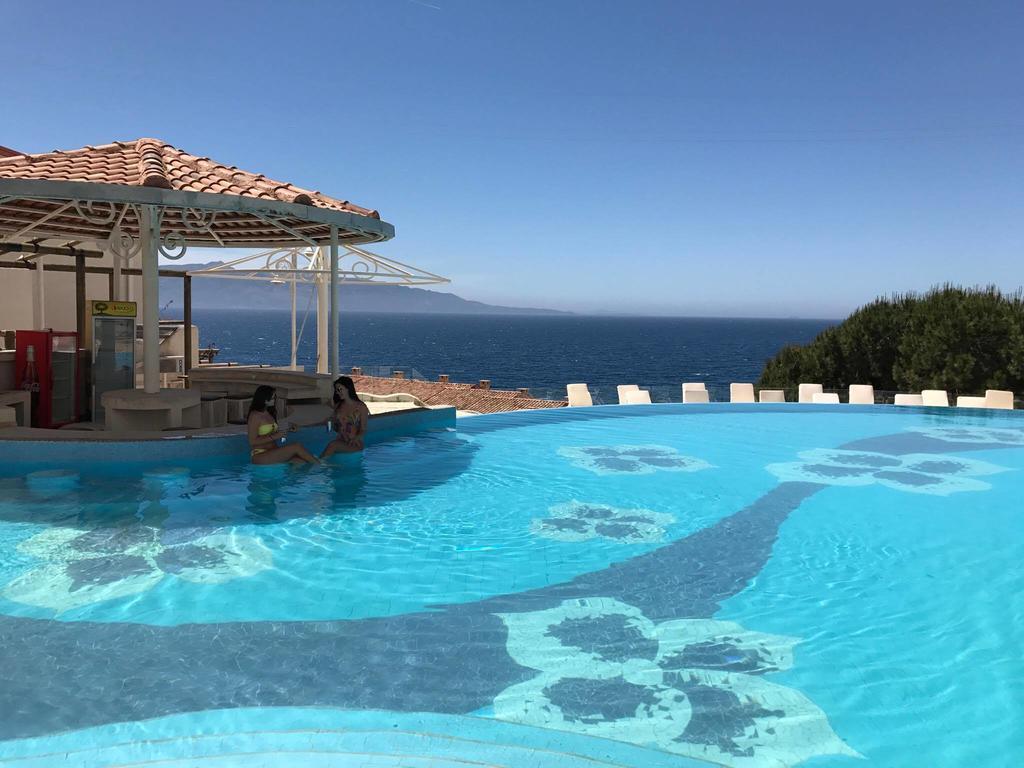 Sunny Bay Apartments Sarande Ngoại thất bức ảnh